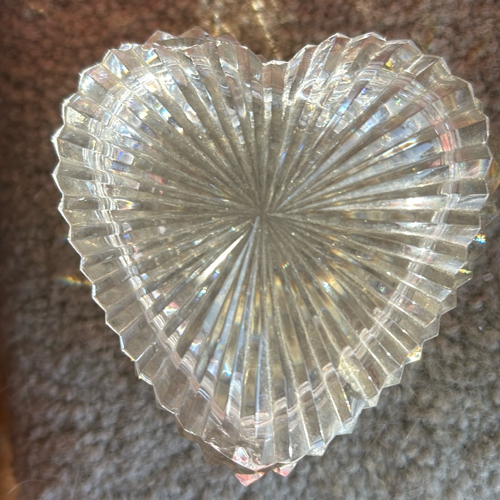 Glass Ring Box, heavyweight, damaged lid